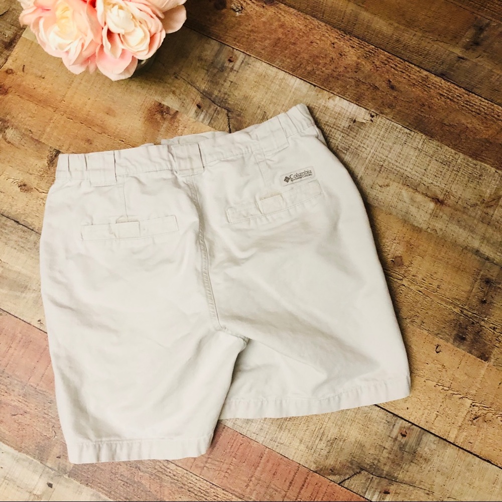 Columbia Cargo Shorts - Men’s 32